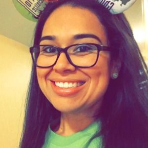 Meet your Posher, Viviana